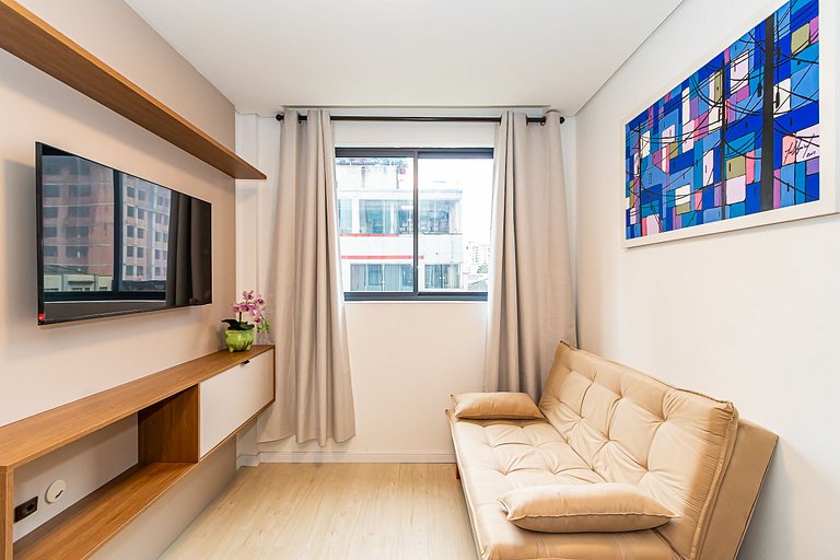 Apartamento Charmoso no Centro de Curitiba-ZIO0406