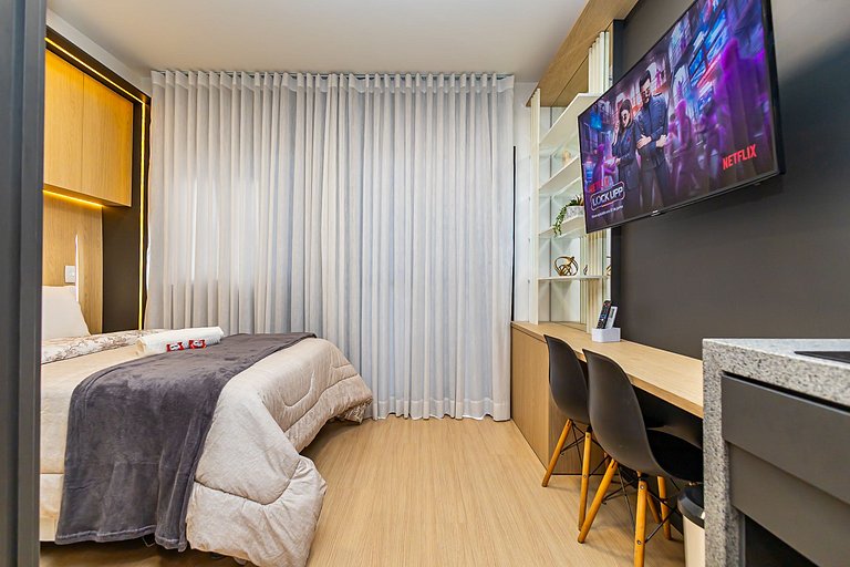 Studio Premium no Centro | c/ garagem - IBI2408