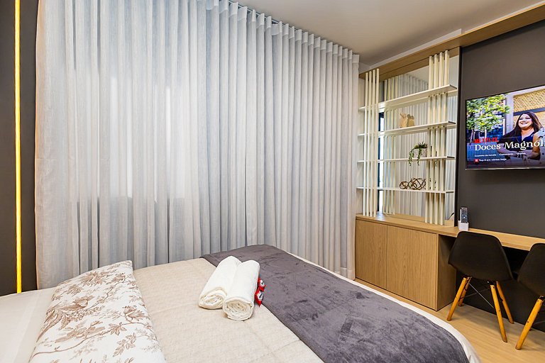 Studio Premium no Centro | c/ garagem - IBI2408