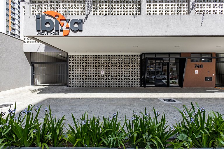 Studio Premium no Centro | c/ garagem - IBI2408
