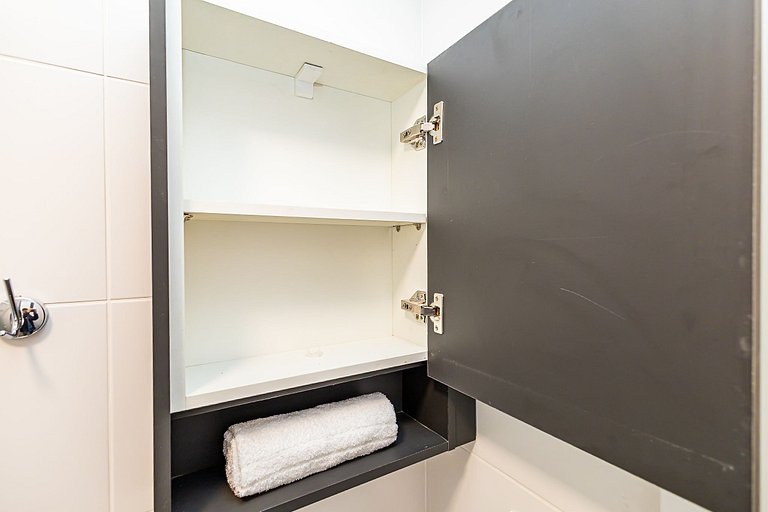 Studio Premium no Centro | c/ garagem - IBI2408
