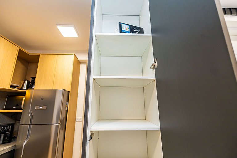 Studio Premium no Centro | c/ garagem - IBI2408