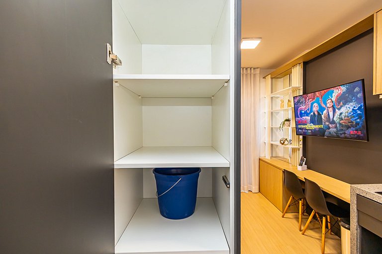 Studio Premium no Centro | c/ garagem - IBI2408