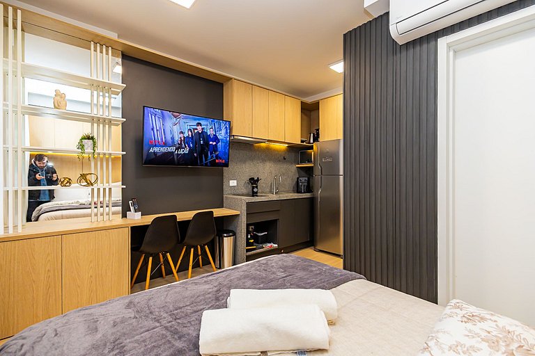 Studio Premium no Centro | c/ garagem - IBI2408