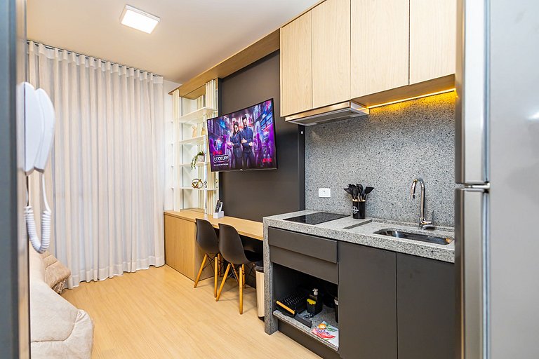 Studio Premium no Centro | c/ garagem - IBI2408