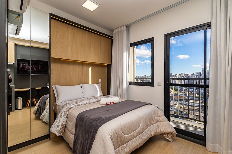 Studio Premium no Centro | c/ garagem - IBI2408