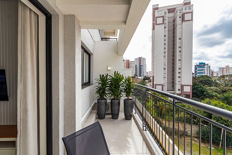 Ap 1q Refinado e Charmoso no Bairro Portão-PLU0306