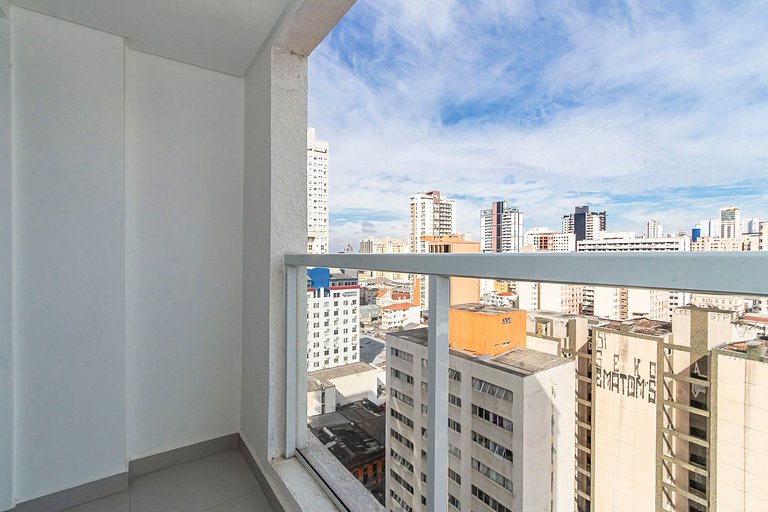 Studio c/ Garagem no Centro de Curitiba - MAN1518