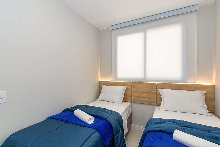 Apto de 2 Quartos no Centro, perto de tudo-CNA0612