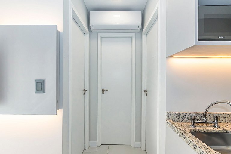 Apto de 2 Quartos no Centro, perto de tudo-CNA0612