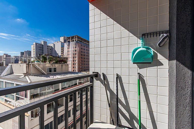 Apto de 2 Quartos no Centro, perto de tudo-CNA0612