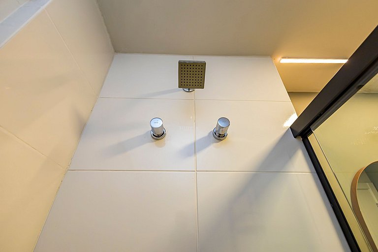 Apartamento de 1 quarto super confortável- PLU1004