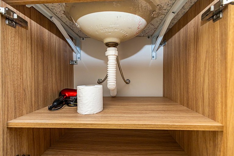 Apartamento de 1 quarto super confortável- PLU1004