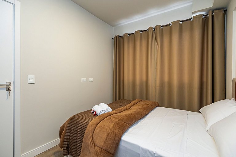 Apartamento de 1 quarto super confortável- PLU1004