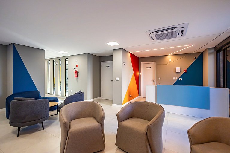 Studio no Centro, super bem localizado - CMP0719